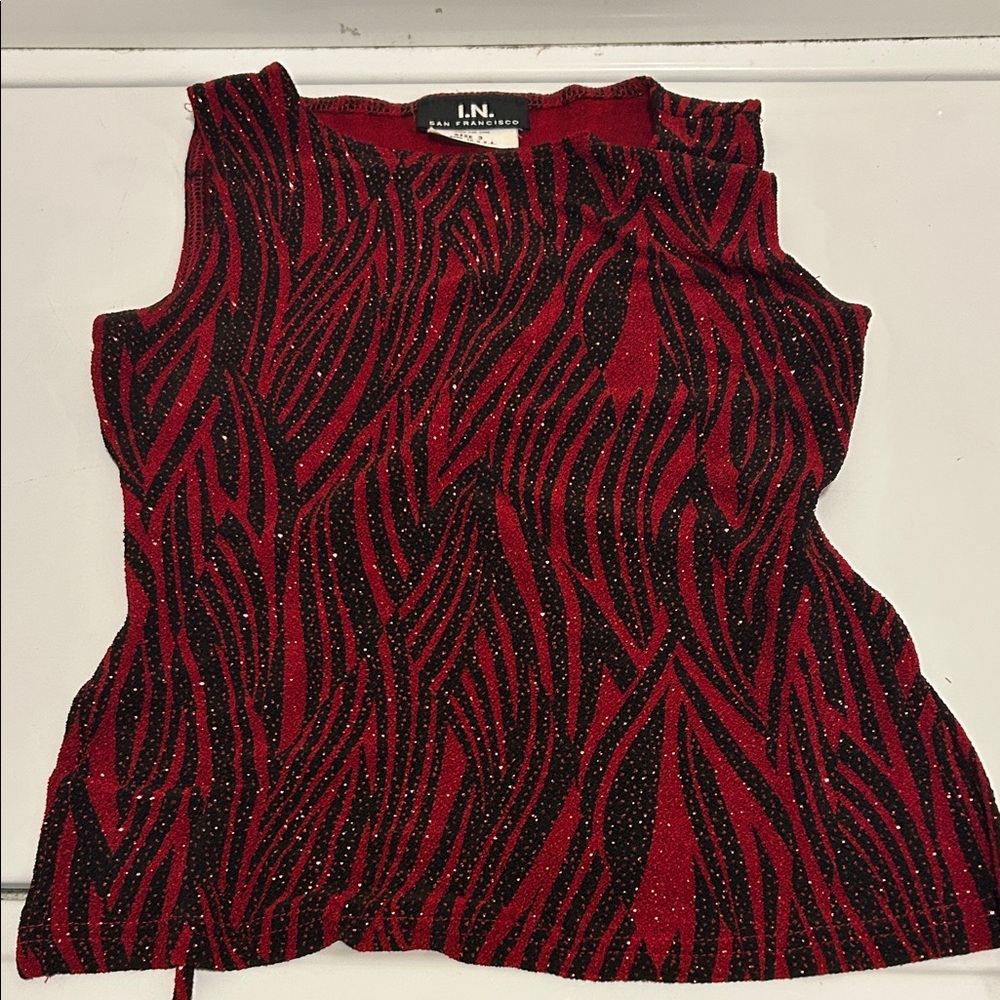 I.N. Studio Red and Black Patterned Blouse